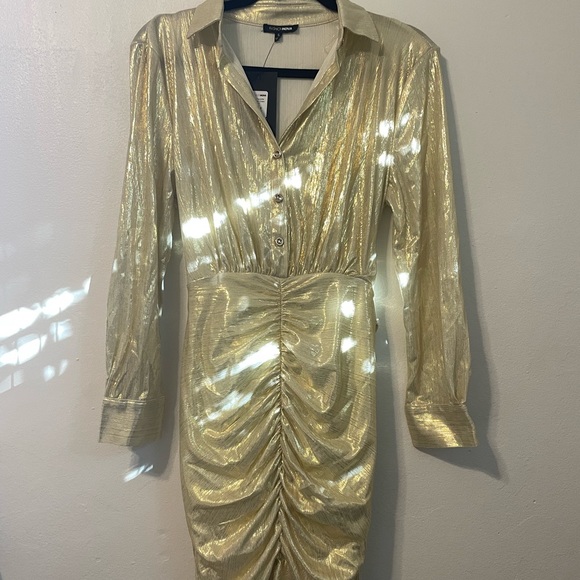 Cute mini long sleeve dress from fashion nova, size S, gold. - Picture 2 of 2